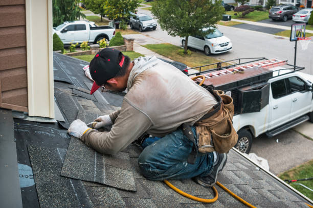 Professional Flat Roof Repair technician working in Newington, GA